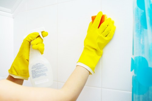 Short-let kitchen and living area cleaning in a Lambeth apartment